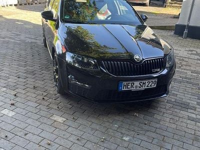 Schwarz Gebraucht 2015 Skoda Octavia RS Kombi | 13.000 € (Superpreis)