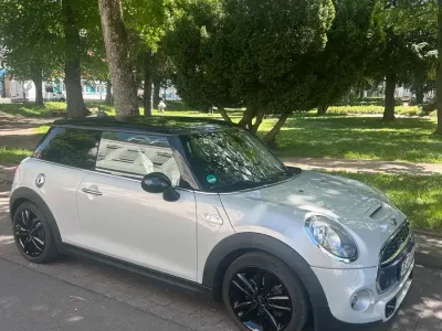 Gebraucht Mini Cooper S 192 PS (141 kW) 2016 Silber Kleinwagen
