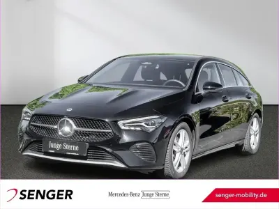 Gebraucht Mercedes CLA200 Shooting Brake 163 PS (119 kW) 2024 Schwarz Kombi
