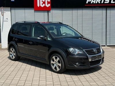 VW Touran Cross