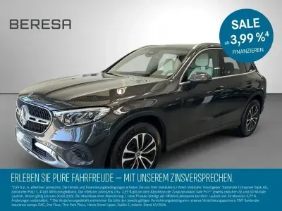 Gebraucht Mercedes GLC220 Avantgarde 197 PS (144 kW) 2025 Grau SUV