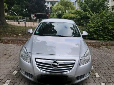 Gebraucht Opel Insignia 131 PS (96 kW) 2009 Limousine
