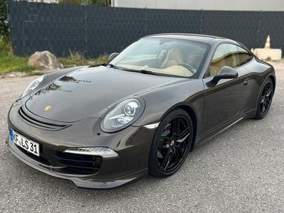 Porsche 911 Carrera