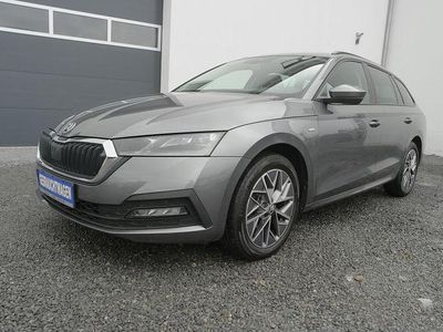 Grau Gebraucht 2022 Skoda Octavia Tour Kombi | 20.900 € (Fairer Preis)