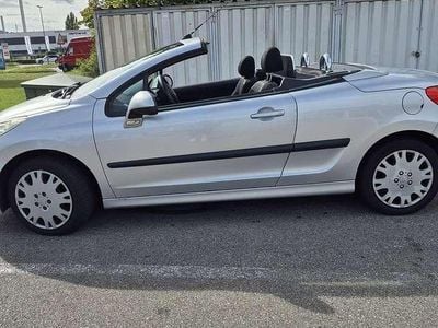 Gebraucht 2008 Peugeot 207 CC Platinum Cabrio | 2.950 € (Guter Preis)