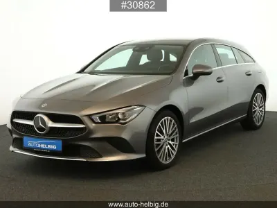 Gebraucht Mercedes CLA220 Shooting Brake 190 PS (139 kW) 2021 Grau Kombi