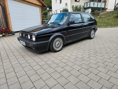 Gebraucht VW Golf II 111 PS (81 kW) 1990 Schwarz Kleinwagen