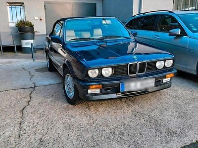 Gebraucht BMW 325 170 PS (125 kW) 1986 Blau Cabrio