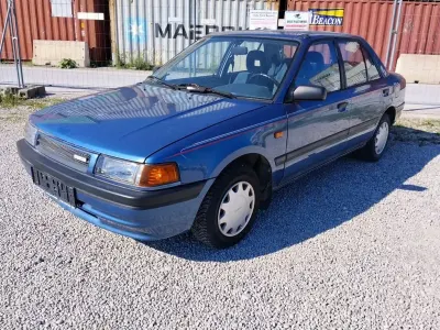 Gebraucht Mazda 323 84 PS (61 kW) 1990 Blau Limousine
