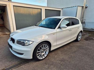 Weiß Gebraucht 2007 BMW 118 Kleinwagen | 3.300 € (Fairer Preis)