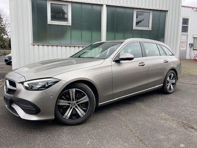 Second-hand Mercedes C300e Avantgarde 265 CP (194 kW) 2022 Argintiu Berlinǎ