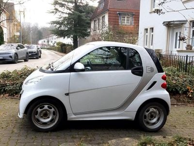 Weiß Gebraucht 2014 Smart ForTwo Coupé Coupé | 4.900 €
