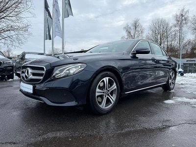 Blau Gebraucht 2018 Mercedes E220 Avantgarde Limousine | 21.990 € (Fairer Preis)