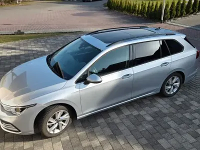 Używany VW Golf VII Life 150 KM (110 kW) 2021 Srebrny Hatchback