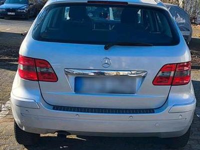 Gebraucht Mercedes B170 116 PS (85 kW) 2005 Silber Van / Kleinbus