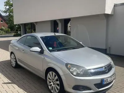Gebraucht Opel Astra 103 PS (75 kW) 2007 Cabrio