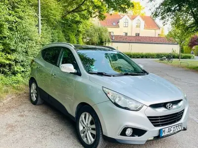 Gebraucht Hyundai ix35 Comfort 163 PS (119 kW) 2013 Silber SUV