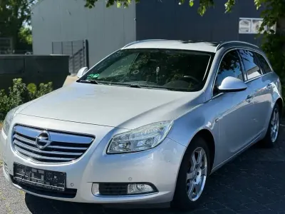 Gebraucht Opel Insignia Edition 140 PS (102 kW) 2009 Silber Kombi