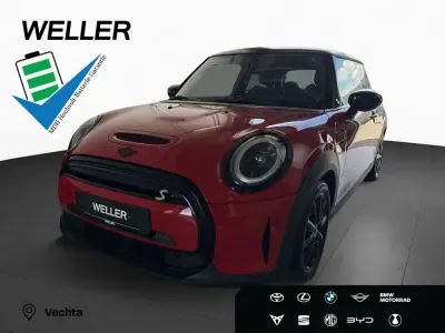 Gebraucht Mini Cooper SE 135 kW (184 PS) 2022 Chili red (rot) Kleinwagen