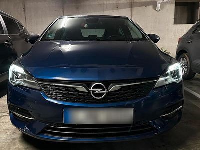 Gebraucht Opel Astra Edition 131 PS (96 kW) 2020 Blau Coupé