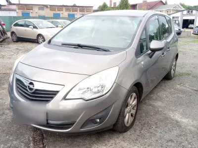 Gebraucht Opel Meriva 105 PS (77 kW) 2012 Braun Van / Kleinbus