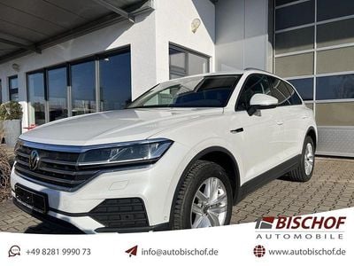 Gebraucht VW Touareg 231 PS (169 kW) 2021 Oryxweiß perlmutteffekt SUV