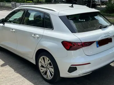 Używany Audi A3 Advanced 110 KM (80 kW) 2024 Biały Sedan/Limuzyna
