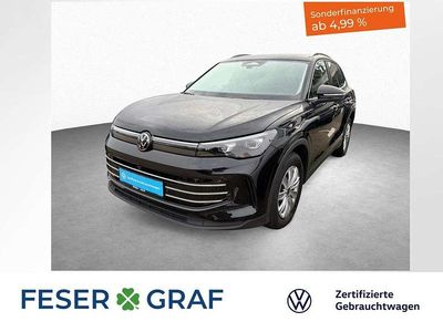 Deep black perleffekt Gebraucht 2024 VW Tiguan Elegance SUV | 42.440 € (Etwas zu teuer)