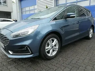 Gebraucht Ford S-MAX Titanium 150 PS (110 kW) 2022 Blau Van / Kleinbus