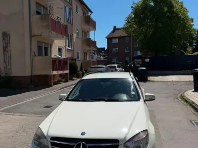 Second-hand Mercedes C200 136 CP (100 kW) 2009 Alb Break