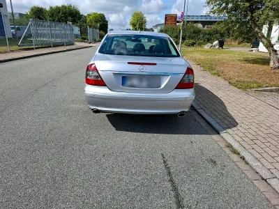 Gebraucht Mercedes E280 231 PS (169 kW) 2006 Silber Limousine