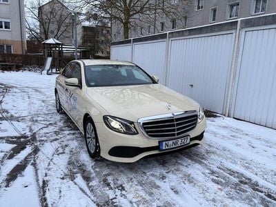 Beige Gebraucht 2020 Mercedes E200 Limousine | 13.900 € (Guter Preis)