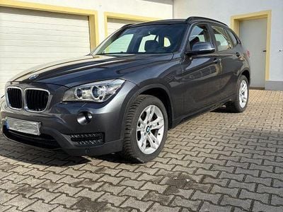 Grau Gebraucht 2012 BMW X1 Sport Line SUV | 9.800 € (Guter Preis)