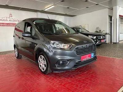 Begagnad Ford Courier Trend 101 HK (74 kW) 2020 Grå Minibuss