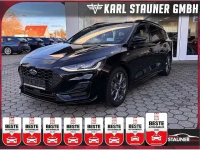 Gebraucht Ford Focus ST-Line 125 PS (91 kW) 2023 Schwarz Kombi