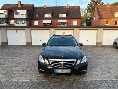 Gebraucht Mercedes E350 231 PS (169 kW) 2010 Schwarz Kombi
