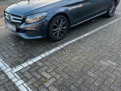 Gebraucht Mercedes 180 122 PS (89 kW) 2015 Grau Limousine