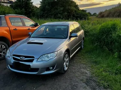 Gebraucht Subaru Legacy 150 PS (110 kW) 2009 Silber Kombi