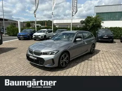Gebraucht BMW 330 M Sport 245 PS (180 kW) 2025 Grau Kombi