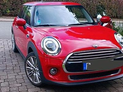 Gebraucht Mini Cooper 136 PS (100 kW) 2019 Rot Kleinwagen