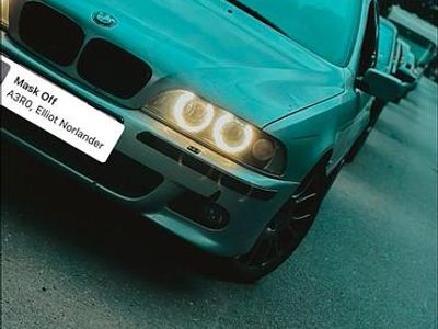Usado BMW 523 Sport Line 170 HP (125 kW) 1999 Prateado Sedan
