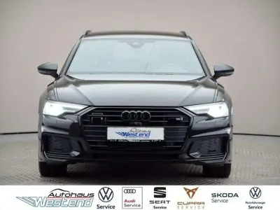 Gebraucht Audi A6 Sport 367 PS (269 kW) 2022 Mythosschwarz Kombi