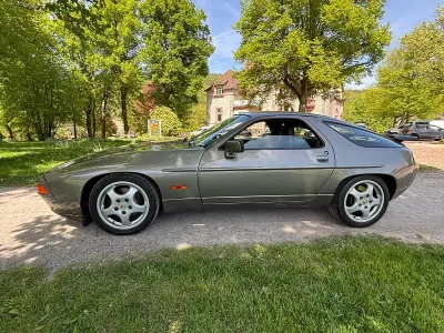 Usata Porsche 928 320 CV (235 kW) 1990 Grigio Coupé