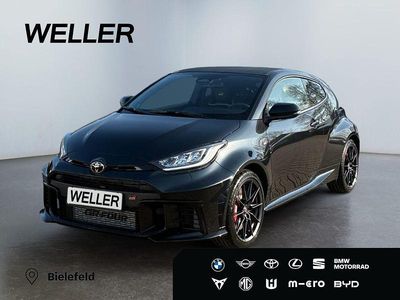 Usata Toyota Yaris 280 CV (205 kW) 2024 Nero Utilitaria