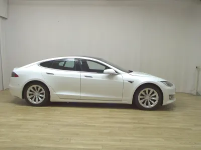 Gebraucht Tesla Model S 420 kW (572 PS) 2020 Weiss Kleinwagen