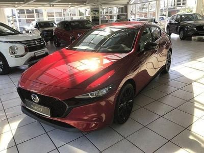 Neu Mazda 3 Homura-Line 140 PS (102 kW) 2025 Rot Limousine
