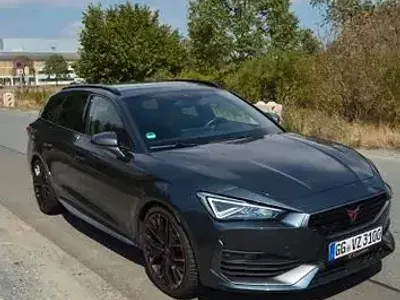 Gebraucht Cupra Leon 310 PS (228 kW) 2022 Schwarz Limousine