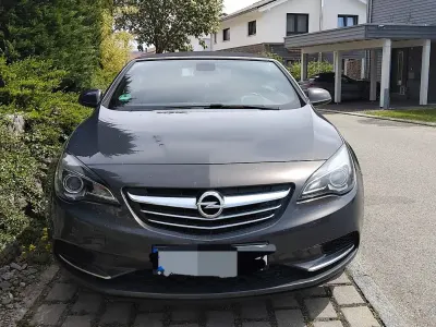 Gebraucht Opel Cascada Edition 120 PS (88 kW) 2013 Grau Cabrio