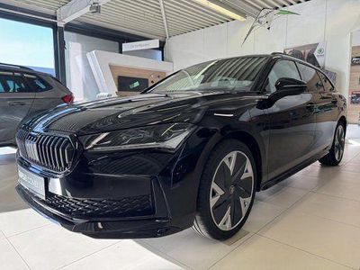 Neu Skoda Superb SportLine 204 PS (150 kW) 2026 Schwarz Kombi