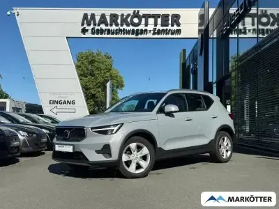 Gebraucht Volvo XC40 Core 129 PS (94 kW) 2023 Grau SUV